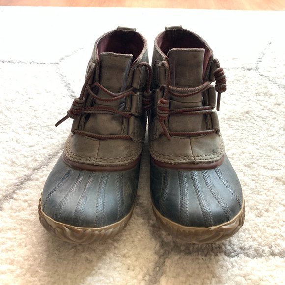 Sorel Women's Out N About Leather Ankle Boots - Picture 6 of 7